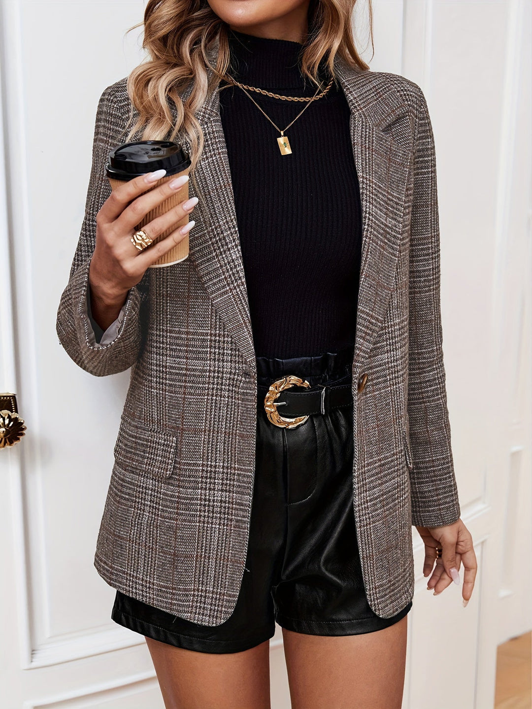 https://cdn.shopify.com/s/files/1/0884/9286/7918/files/Celina_Women_s_Elegant_Long_Business_Blazer6.jpg?v=1748262348
