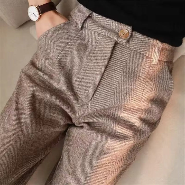 Meike - Elegant pants made of pure wool 0