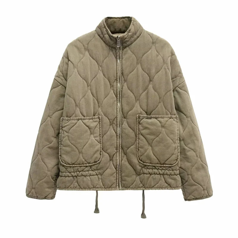 Roz Everyday Jacket - Stylish Design with Functional Pocket Details 2